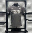 Camisola Real Madrid CF 2024-25 Away Preta Versão Jogador